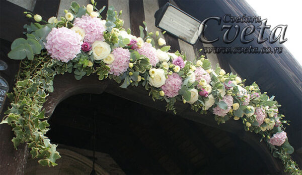 Dekoracija kapija i vrata po duznom metru - 005